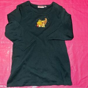 Quacker Factory Green Top Cornucopia  Embroidery